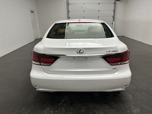 Used 2014 Lexus LS 460 AWD w/ Comfort Package image 9
