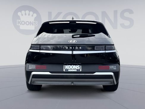 Certified 2025 Hyundai Ioniq 5 SE RWD image 5