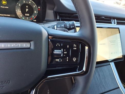 New 2026 Land Rover Range Rover Evoque S image 17