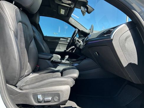 Used 2023 BMW X4 M40i AWD/4WD image 31