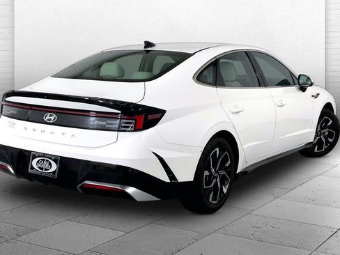 Used 2024 Hyundai Sonata SEL FWD image 13