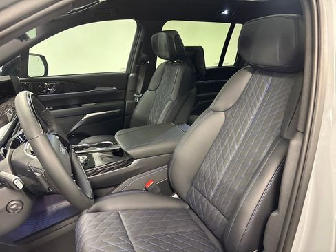 New 2026 Cadillac Escalade IQL Luxury image 24