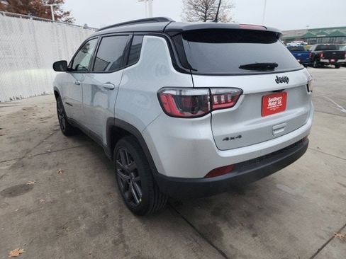 New 2026 Jeep Compass Limited image 21