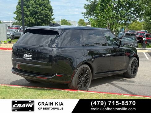 Used 2025 Land Rover Range Rover Long Wheelbase SE AWD/4WD image 8