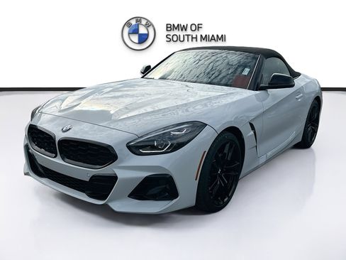 New 2026 BMW Z4 sDrive30i w/ Shadowloine Package RWD image 3