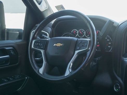 Used 2022 Chevrolet Silverado 3500 LT w/ Convenience Package AWD/4WD image 14