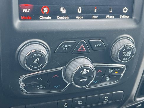 Used 2020 RAM 1500 Classic Warlock w/ Trailer & Traction Group image 21