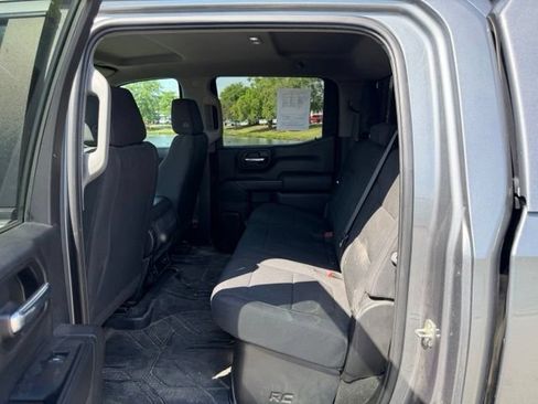 Used 2020 Chevrolet Silverado 1500 Custom Trail Boss w/ Custom Convenience Package AWD/4WD image 8
