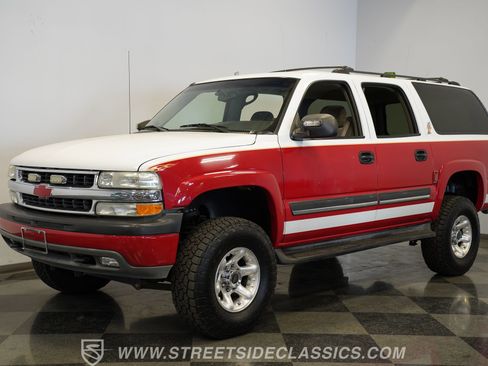 Used 2004 Chevrolet Suburban 2500 AWD/4WD image 6