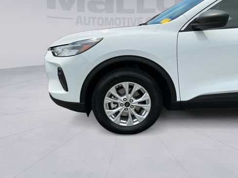 Used 2024 Ford Escape Active AWD/4WD image 9