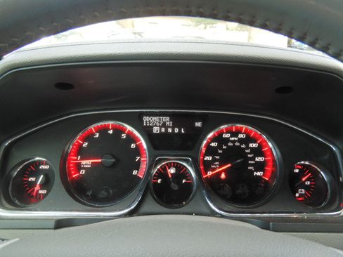 Used 2015 GMC Acadia SLT image 14