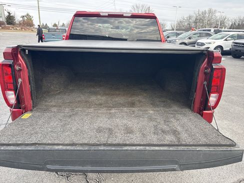 Used 2023 GMC Sierra 1500 Elevation image 5