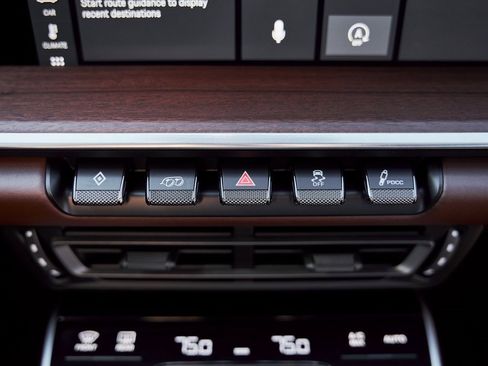 Used 2021 Porsche 911 Turbo S image 63