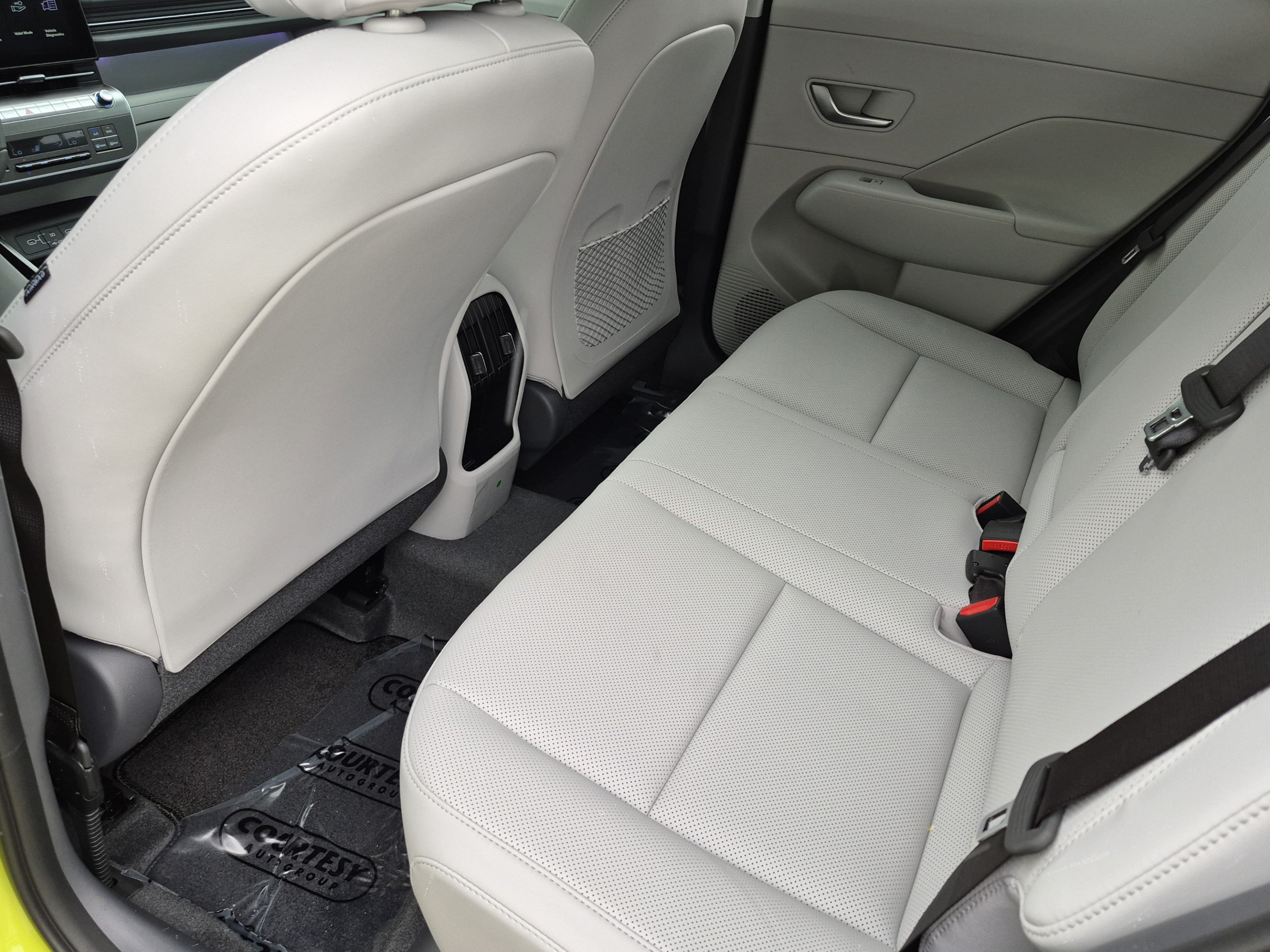 New 2026 Hyundai Kona SEL Premium FWD image 15