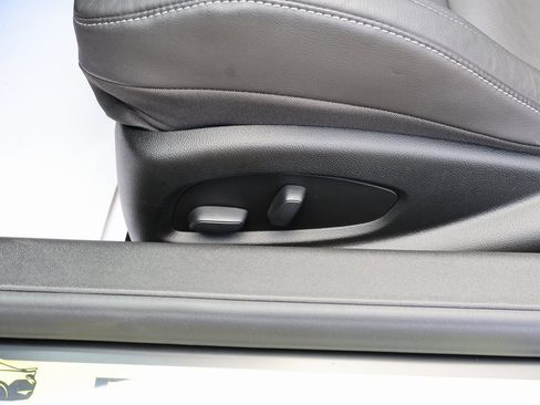 Certified 2023 Chevrolet Camaro LT image 13