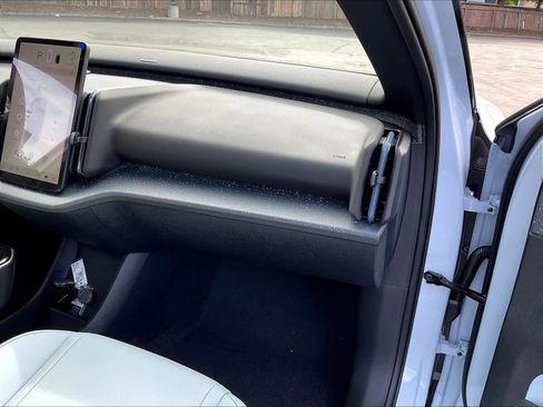 New 2026 Volvo EX30 Ultra w/ Protection Package Premier image 28