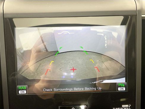 Used 2024 Subaru Forester Limited image 6