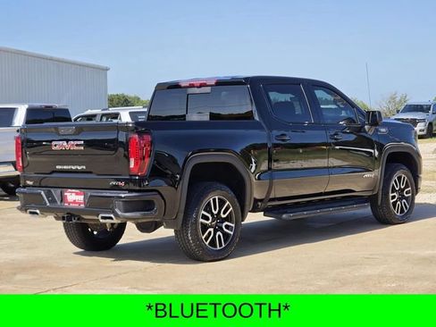 Used 2025 GMC Sierra 1500 AT4 w/ Technology Package AWD/4WD image 10