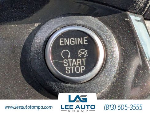 Used 2019 Ford Escape Titanium image 30