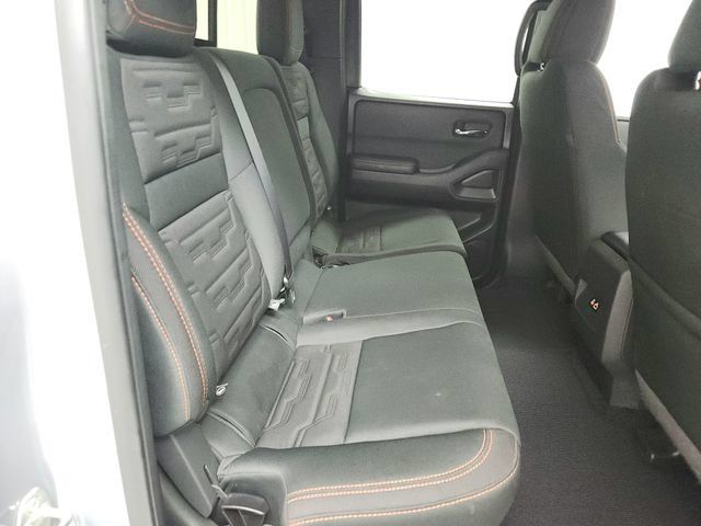 Used 2025 Nissan Frontier PRO-4X AWD/4WD image 38