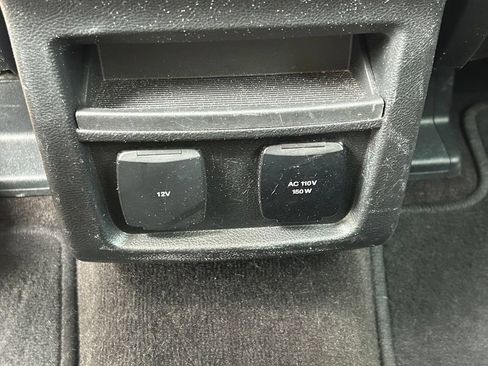 Used 2019 Ford Edge SEL w/ Equipment Group 201A FWD image 21