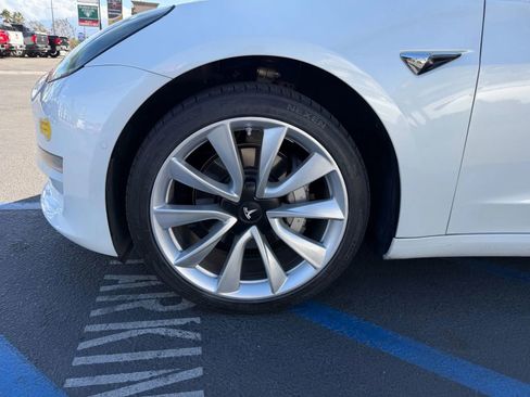 Used 2019 Tesla Model 3 Standard Range Plus RWD image 5