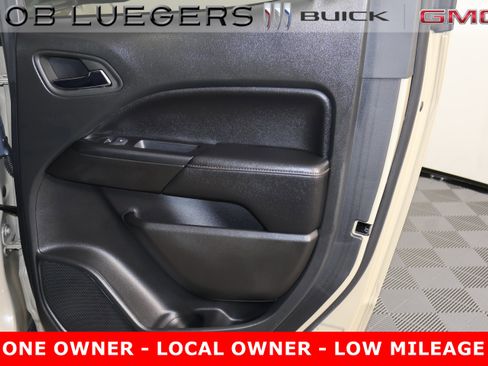 Certified 2022 GMC Canyon AT4 w/ Trailering Package image 17