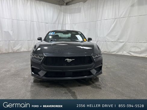 Used 2024 Ford Mustang Coupe image 8