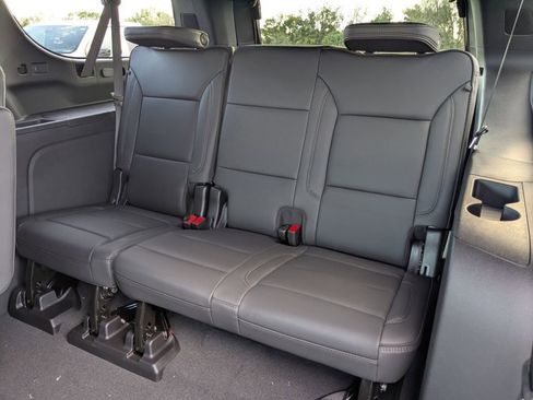 New 2026 Chevrolet Suburban High Country image 16