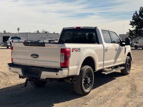 Used 2019 Ford F250 Lariat w/ Lariat Ultimate Package image 7