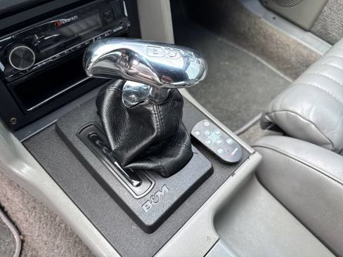 Used 1988 Ford Mustang GT RWD image 21