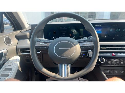 Used 2024 Hyundai Sonata SEL FWD image 12