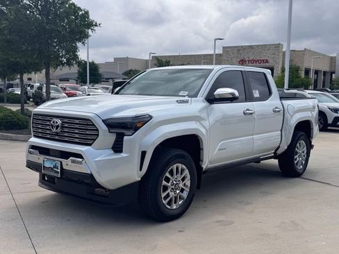 New 2026 Toyota Tacoma Limited AWD/4WD image 8