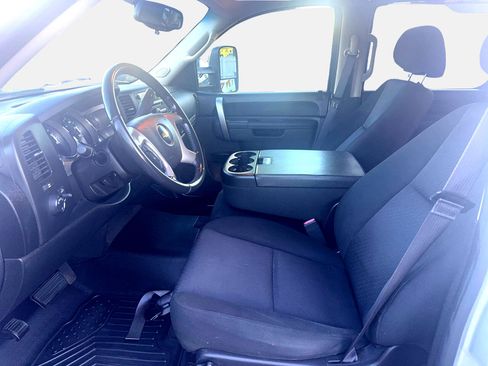 Used 2013 Chevrolet Silverado 1500 LT image 12