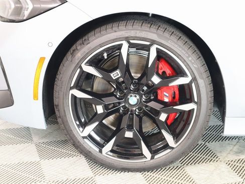 New 2025 BMW 330i xDrive Sedan w/ M Sport Package image 19