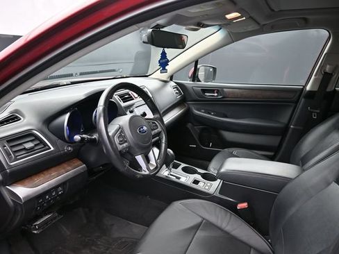 Used 2017 Subaru Outback 2.5i Limited AWD/4WD image 13