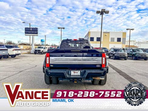 Used 2022 Ford F350 Platinum image 6