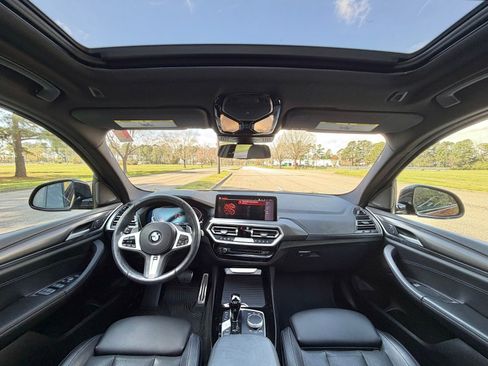 Certified 2024 BMW X3 xDrive30i w/ Premium Package image 2