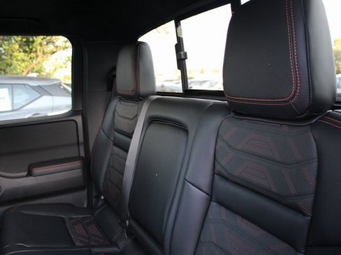 New 2025 Nissan Frontier PRO-4X w/ Pro Premium Package image 18