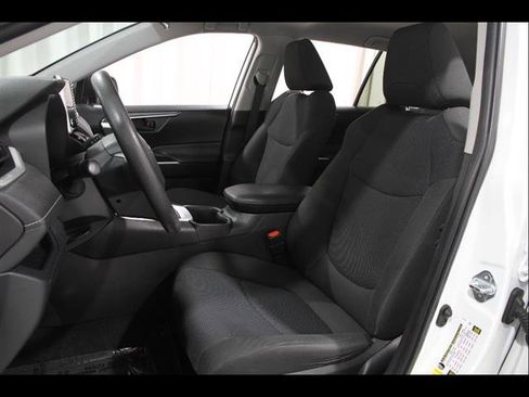 Used 2023 Toyota RAV4 LE image 5