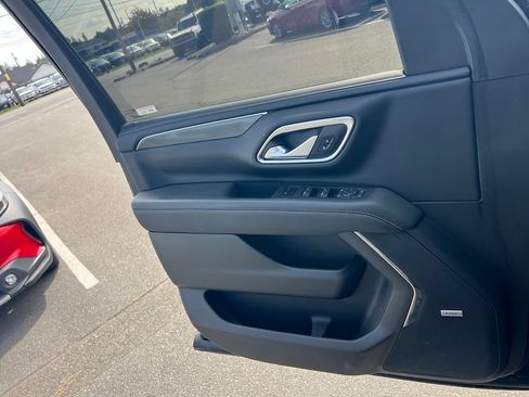 Used 2023 GMC Yukon XL AT4 w/ Max Trailering Package AWD/4WD image 19