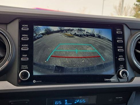 Used 2023 Toyota Tacoma TRD Off-Road image 25