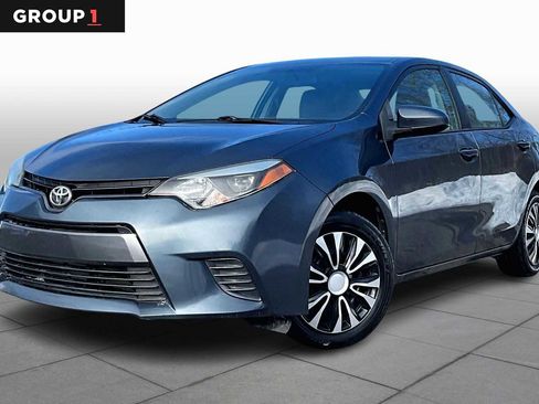 Used 2016 Toyota Corolla LE image 1