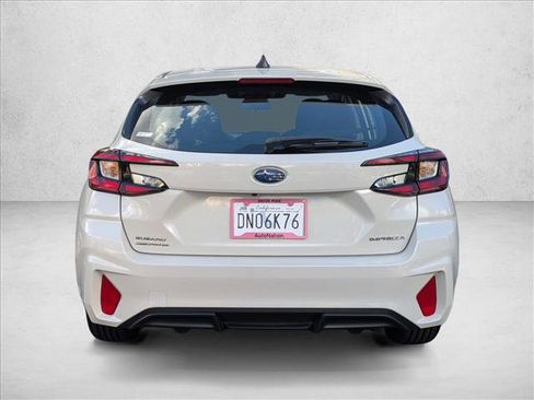 Certified 2025 Subaru Impreza 2.0i image 7