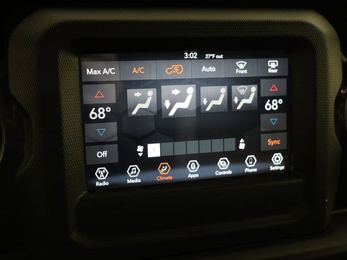 Used 2021 Jeep Wrangler Unlimited Sahara image 46