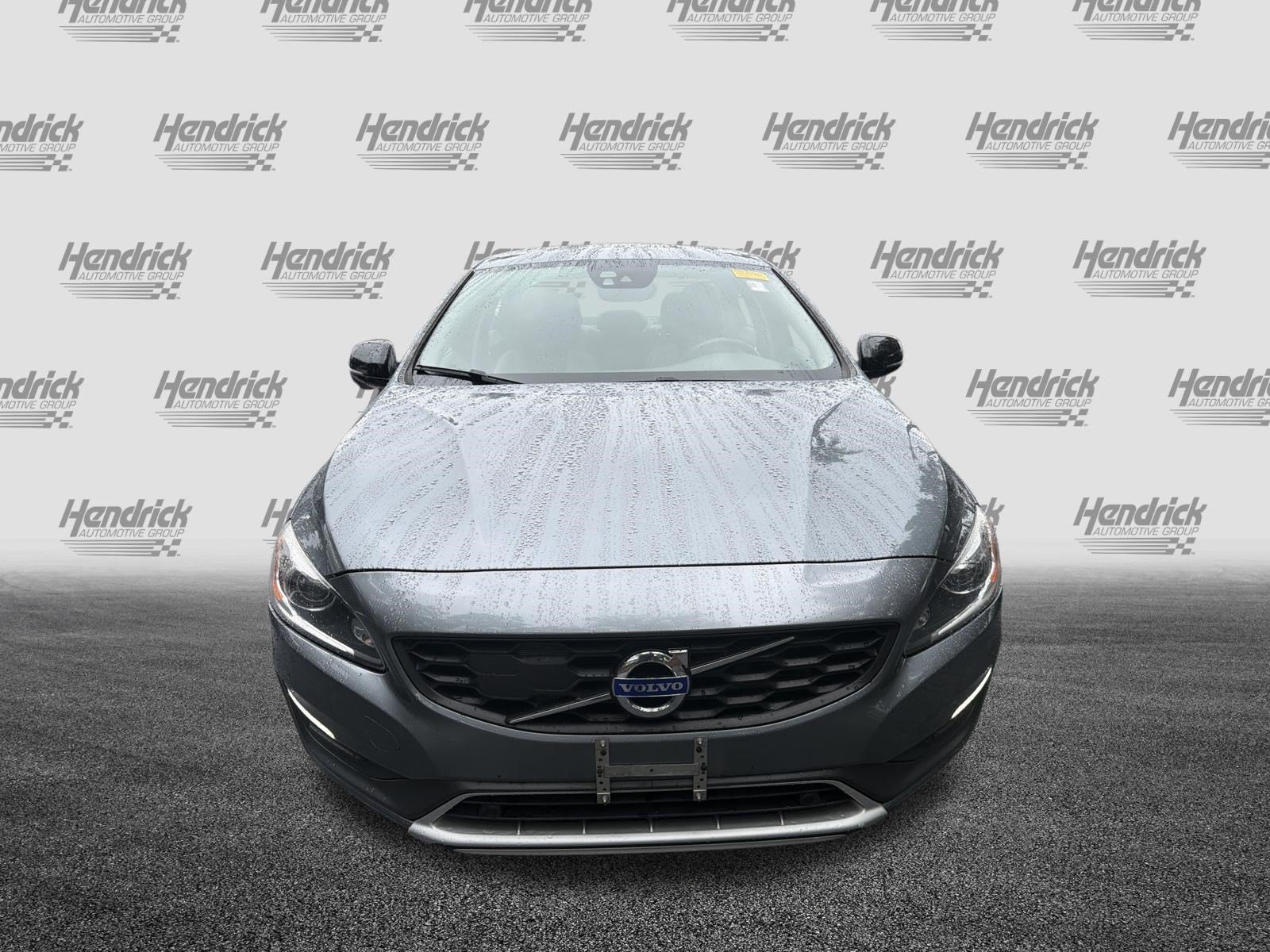 Used 2016 Volvo S60 T5 Cross Country Platinum AWD/4WD image 3