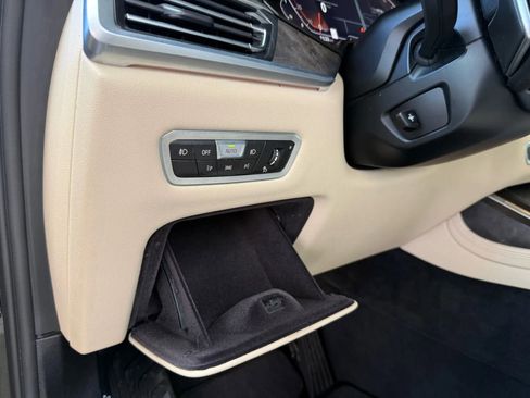 Used 2021 BMW X7 xDrive40i w/ Executive Package image 44