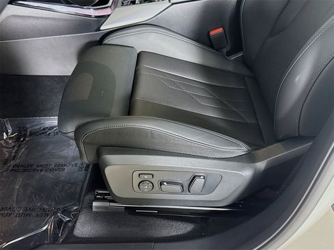 Used 2025 BMW X3 M50 w/ Premium Package image 18