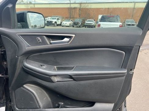 Used 2023 Ford Edge SEL w/ Convenience Package AWD/4WD image 9