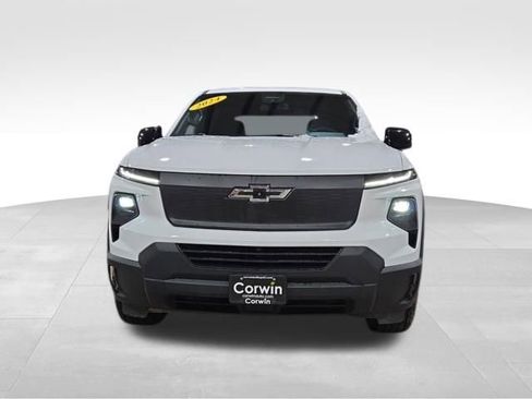 Used 2024 Chevrolet Silverado EV W/T image 5